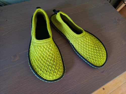 Háčkovaná barefoot elegance "limetková"