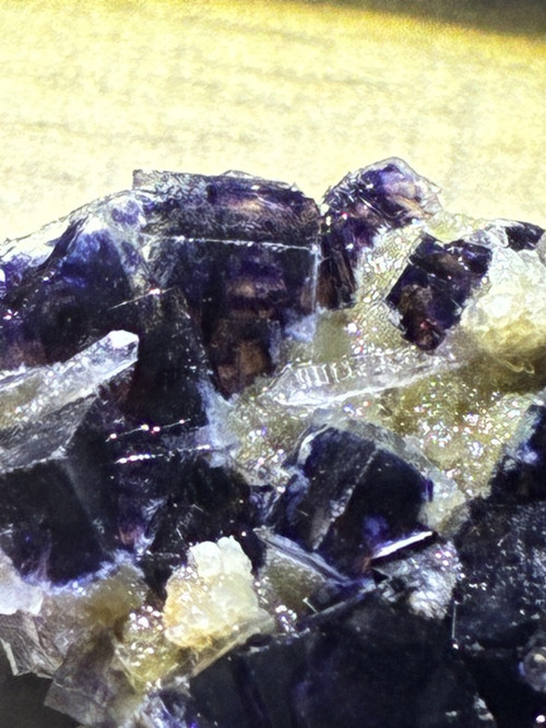 FLUORIT Fantomový - kubický, mini 7,5 gr. HENAN