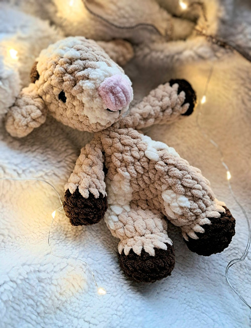 Háčkovaná kozička/kůzlátko Dottie