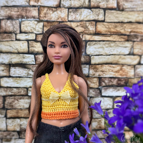 Žlutý top pro baculku Barbie (curvy)