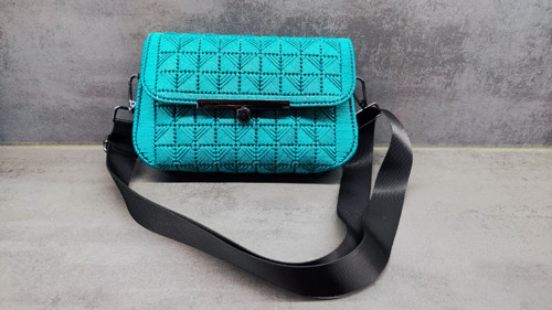 Smaragdová crossbody kabelka