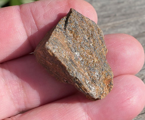 Surový bronzit (28 mm) V2534