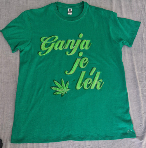 Zelené unisex tričko vel.L 100% bavlna