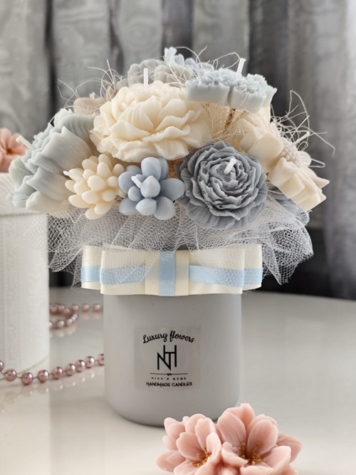 Luxury Flower Bouquet NH Spring Blue