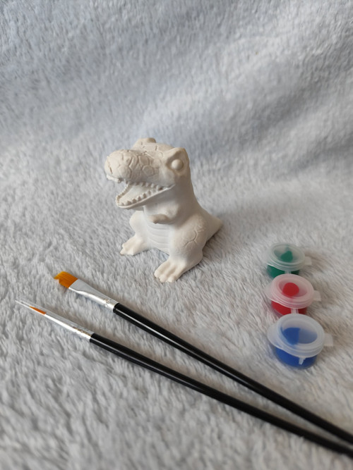 POSTAVIČKA K VYBARVENÍ - dinosaurus