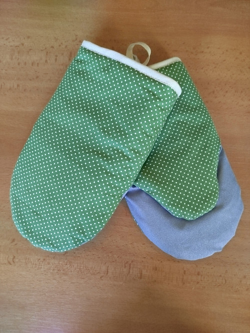Kuchyňské rukavice - Zelené s puntíky a teflonem