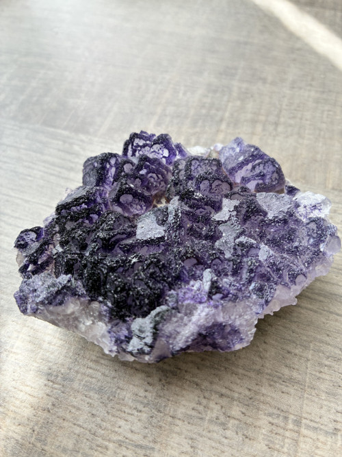 FLUORIT QR kód- přírodní výstavní minerál, 163gr.