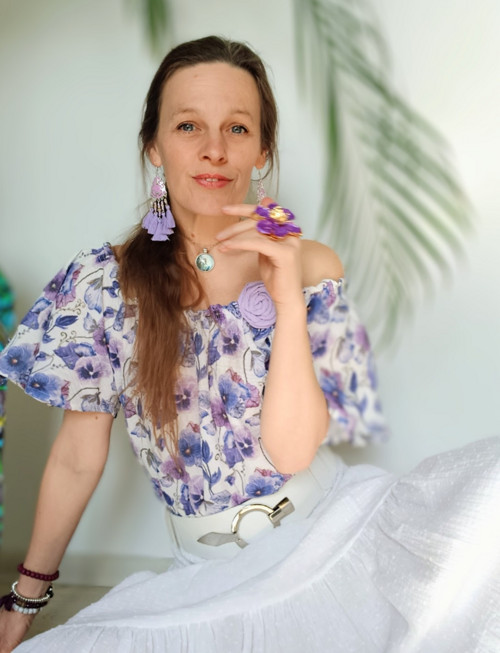 Macešky -Půvabná Halenka S Rozevlátým Rukávem