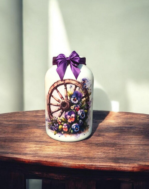 Jarní decoupage lucerna s maceškami — foto 1