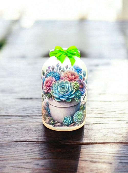 Sukulenty v květináči – decoupage lucerna
