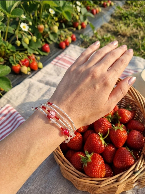 Strawberry Daiquiri -korálkový náramek