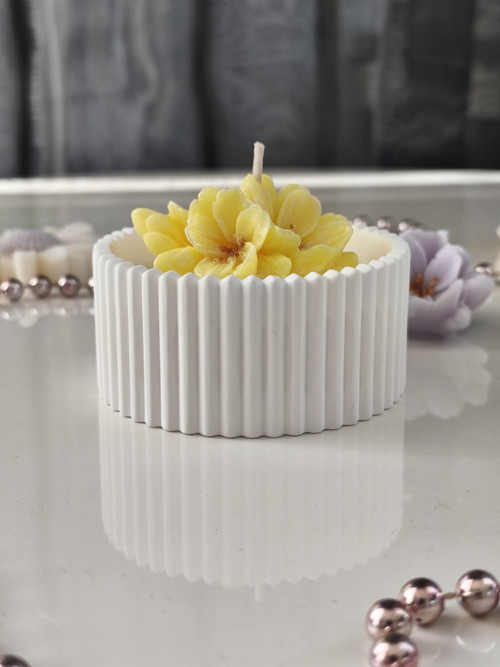 For you / Candle NH 3 Yellow