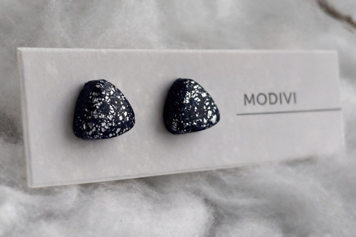 Minimalistické polymerové náušnice – Tmavě modré