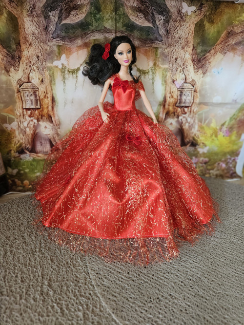 Šaty plesové pro panenky Barbie Monster - Stela