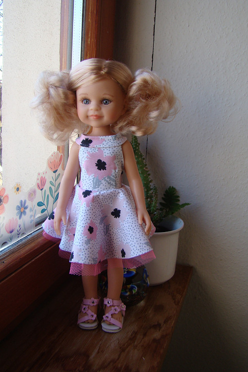 Paola Reina 32 cm - šatičky