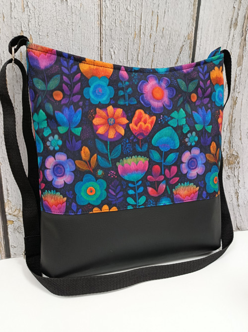 Crossbody ( Fantasy flowers )