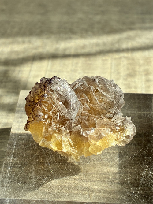 FLUORIT medový- výstavní minerál, Namibie 4B