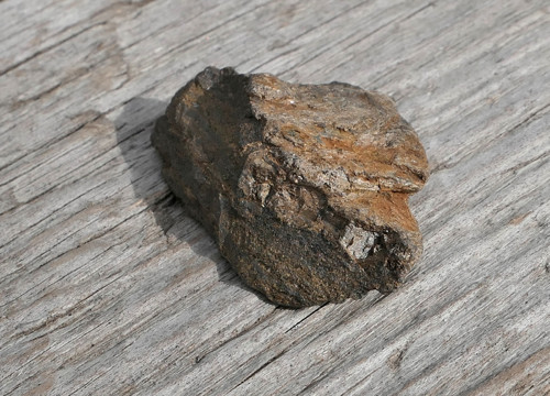 Surový bronzit (29 mm) V2863