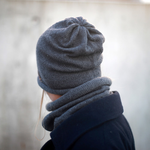 Hutschka antracitová 100% MERINO