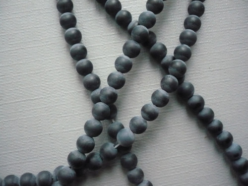 Vrtané kuličky 4,5 mm - onyx matný, 10 ks