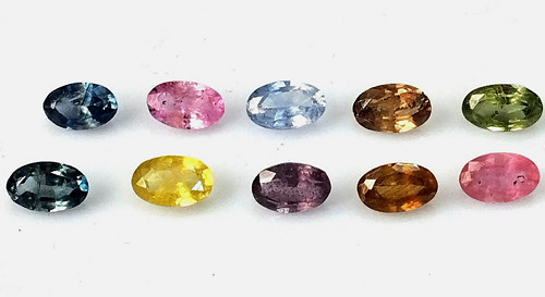 Sada 10 ks Zafír Srí Lanka cca 5,0x3,0 mm