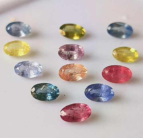 Zafír Srí Lanka cca 5,0x3,0 mm, cena za 1 ks