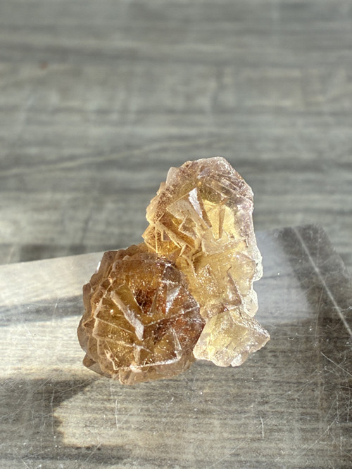 FLUORIT medový- výstavní minerál, Namibie 2A