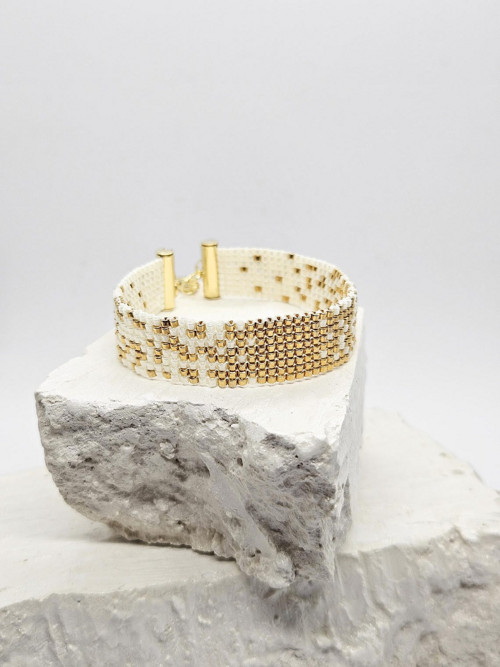 Elegantní ručně tkaný náramek | ivory a 24k zlatá