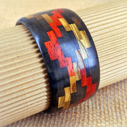 AFRO dřevěný náramek segmentový 6,9 cm
