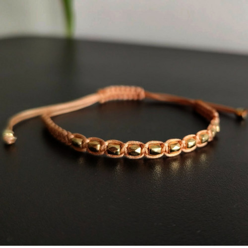 Náramek Shamballa se zlatými korálky