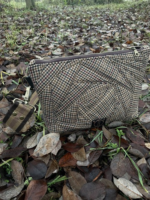 Crossbody kabelka- Kabelka, co bývala sako