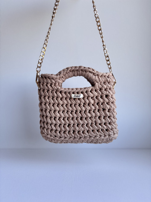 Crossbody háčkovaná kabelka – nude