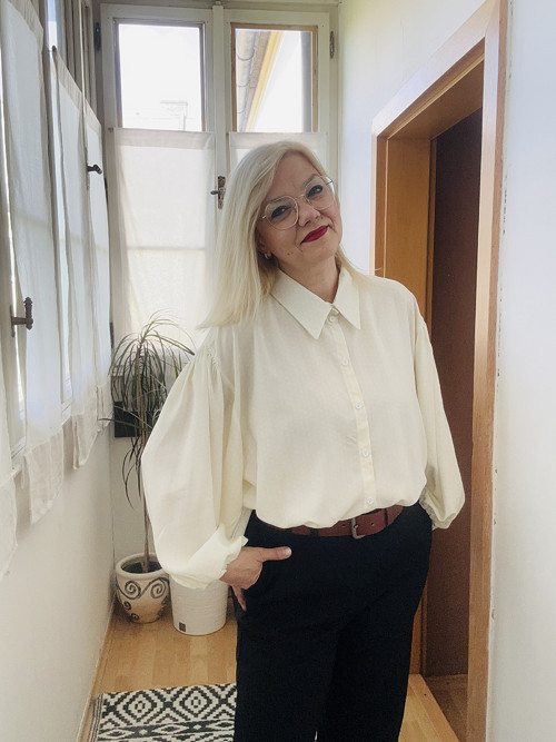 Halenka žlutá s puntíky