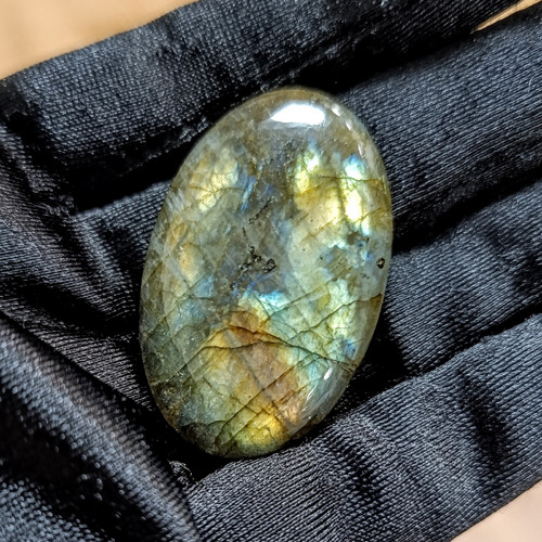 Labradorit, ID 5607, 41x26 mm - výprodej — foto 1