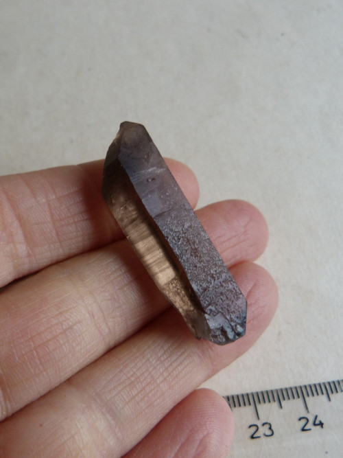Záhněda - krystal - 4,3 cm (Z2)