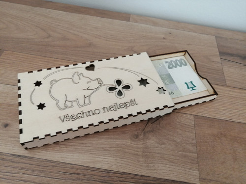 Krabička na peníze - prasátko se čtyřlístkem