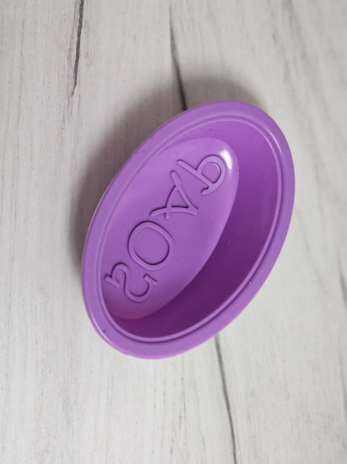 Oválná formička s nápisem SOAP