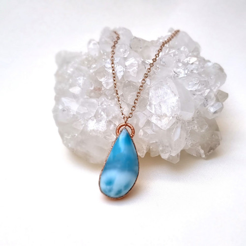 Larimar vzácný minerál - šperk s larimarem