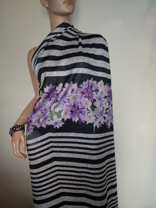 Hebká pletenina 1,5m š145cm — foto 1