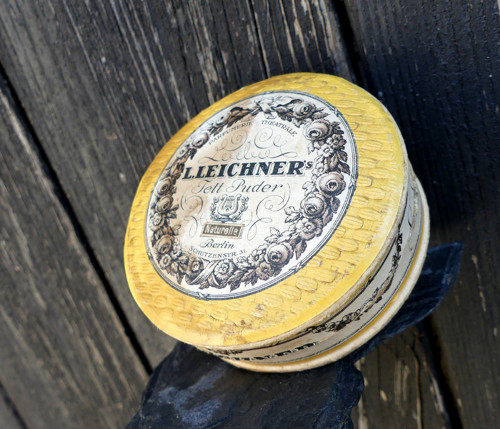 Leichner's Puder...starožitná krabička od pudru