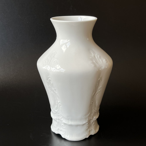 Royal Dux Bílá porcelánová váza Rokoko 15.5 cm
