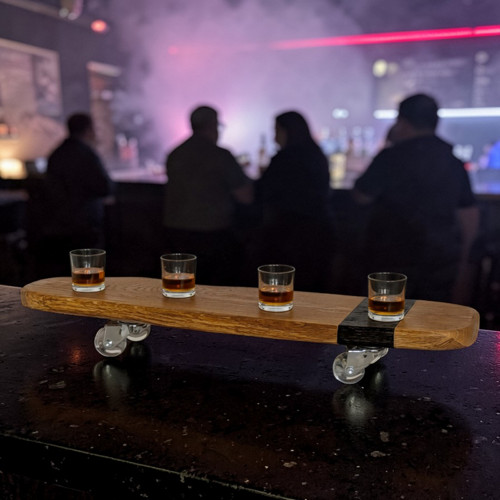 Skate Cruiser (podnos / mobilní bar / dekorace)