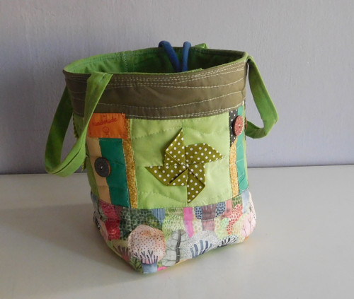 Šity košík na ledacos - patchwork