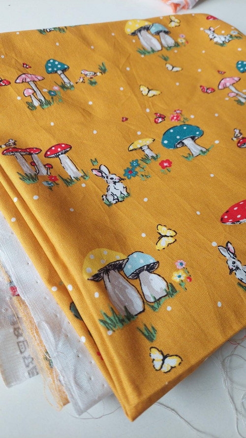 Bavlna - 0,85m x 0,9m
