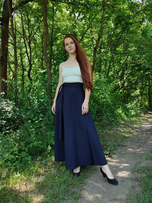 Půlkolová Midi Sukně - Tmavě Modrá — foto 1