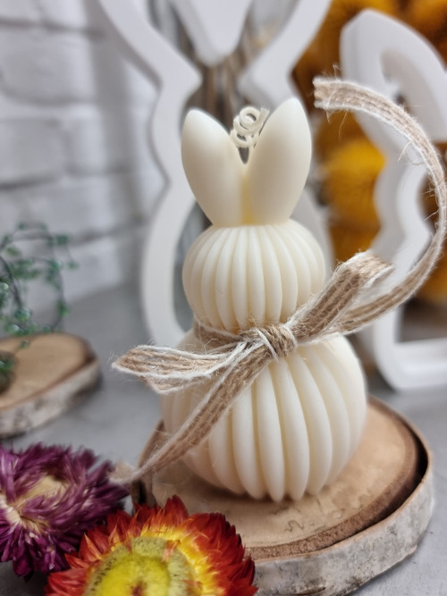 Zajíc - svíčka