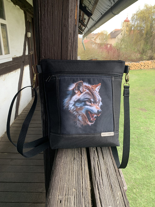 Crossbody kabelka - Vlk