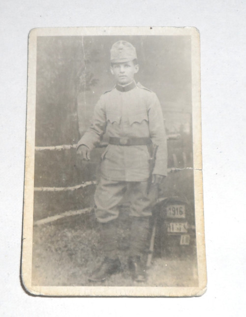 ČB FOTOGRAFIE voják, Rakousko-Uhersko 1916