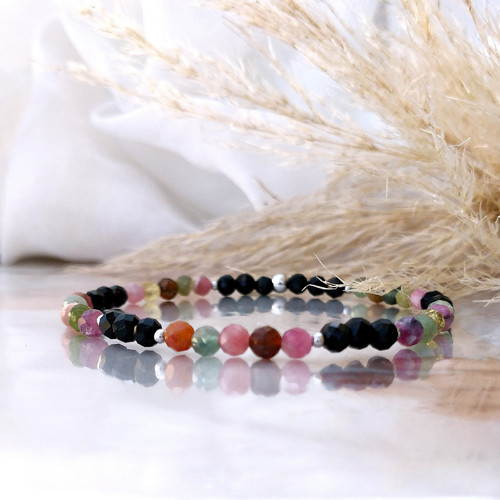 Minerální náramek /broušený turmalín + spinel /0,4