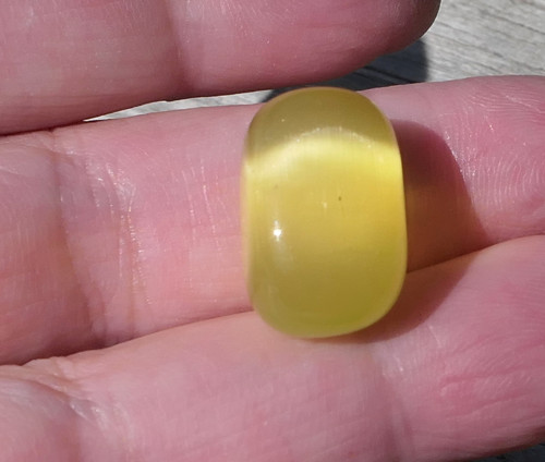 Ulexit "kočičí oko" (18 mm) V3351